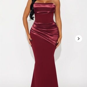 Fashion Nova Burgundy Strapless Dress